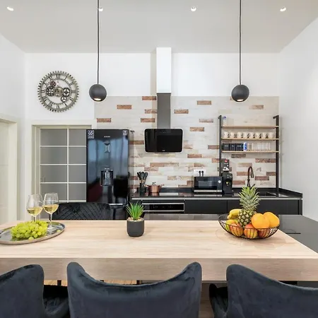 Grofica - Luxury And Romance With Heated Pool, Jacuzzi, Tavern And Proximity To The Sea, - Istria Villa *