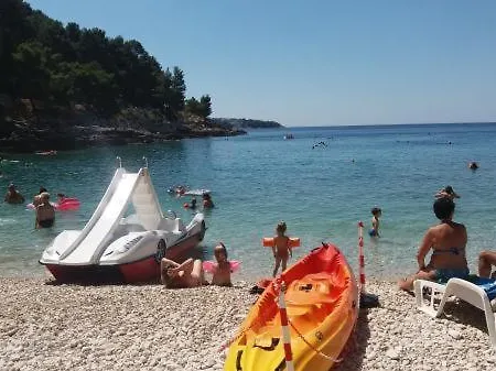 Grofica - Luxury And Romance With Heated Pool, Jacuzzi, Tavern And Proximity To The Sea, - Istria 빌라 *