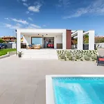 Villa Grofica - Luxury And Romance With Heated Pool, Jacuzzi, Tavern And Proximity To The Sea, - Istria