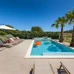 Grofica - Luxury And Romance With Heated Pool, Jacuzzi, Tavern And Proximity To The Sea, - Istria