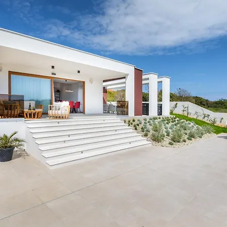 Grofica - Luxury And Romance With Heated Pool, Jacuzzi, Tavern And Proximity To The Sea, - Istria Villa