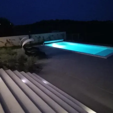 Grofica - Luxury And Romance With Heated Pool, Jacuzzi, Tavern And Proximity To The Sea, - Istria Villa *