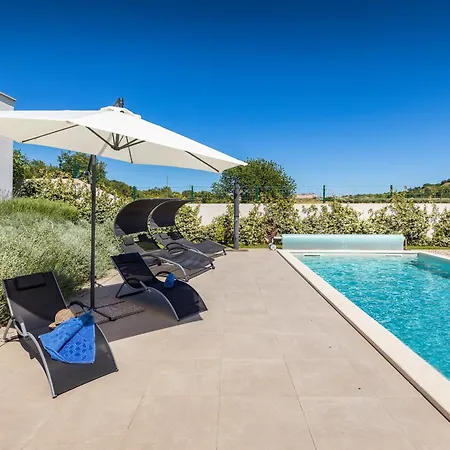 别墅 Grofica - Luxury And Romance With Heated Pool, Jacuzzi, Tavern And Proximity To The Sea, - Istria