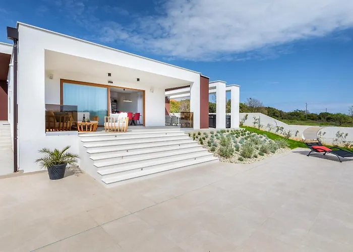 Grofica - Luxury And Romance With Heated Pool, Jacuzzi, Tavern And Proximity To The Sea, - Istria Villa